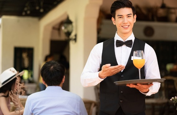 未経験から活躍できる働きやすいホテルレストラン | 熱海の人材派遣ならリゾート地で働ける合同会社Support